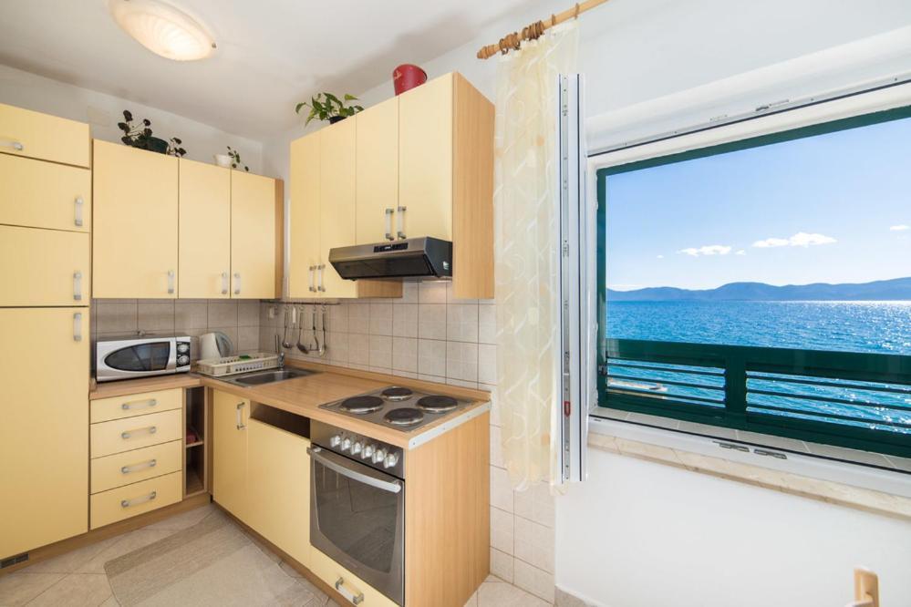 Apartments Dominko Брист Екстериор снимка