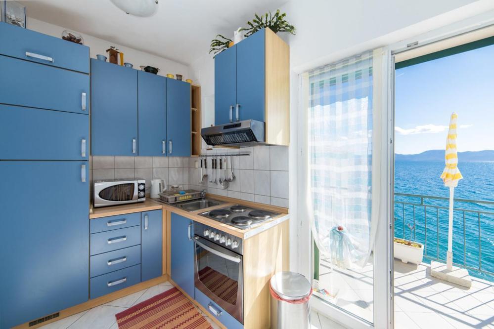 Apartments Dominko Брист Екстериор снимка